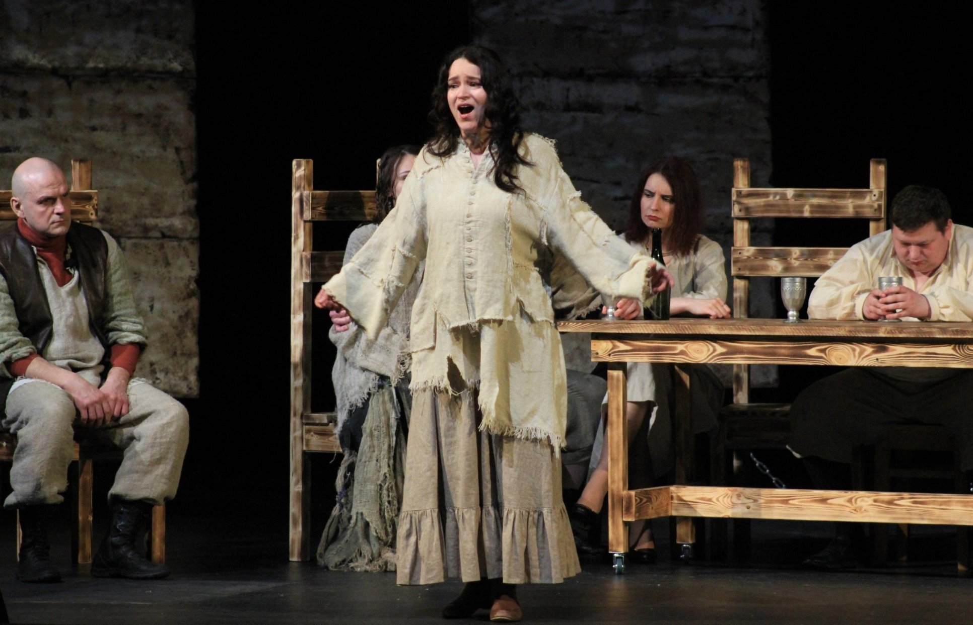 пьеса артаксерксово действо. малый театр горе от ума соломин. когда был первый спектакль. о н ефремова современник театр. первый в россии театр 17 века.